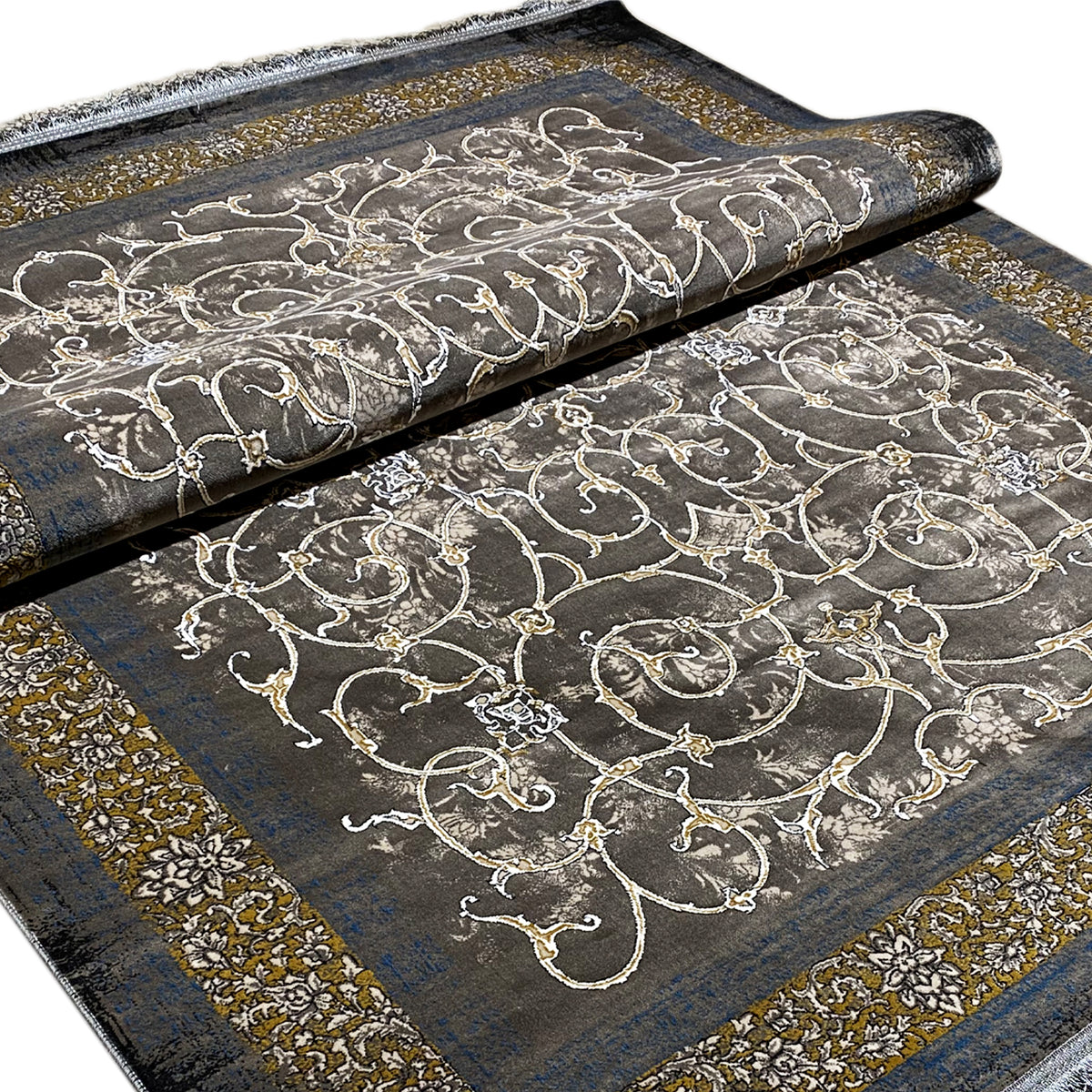 Dunkler Teppich 170x240 cm mit dichtem Ornamentmuster in Silber und Gold