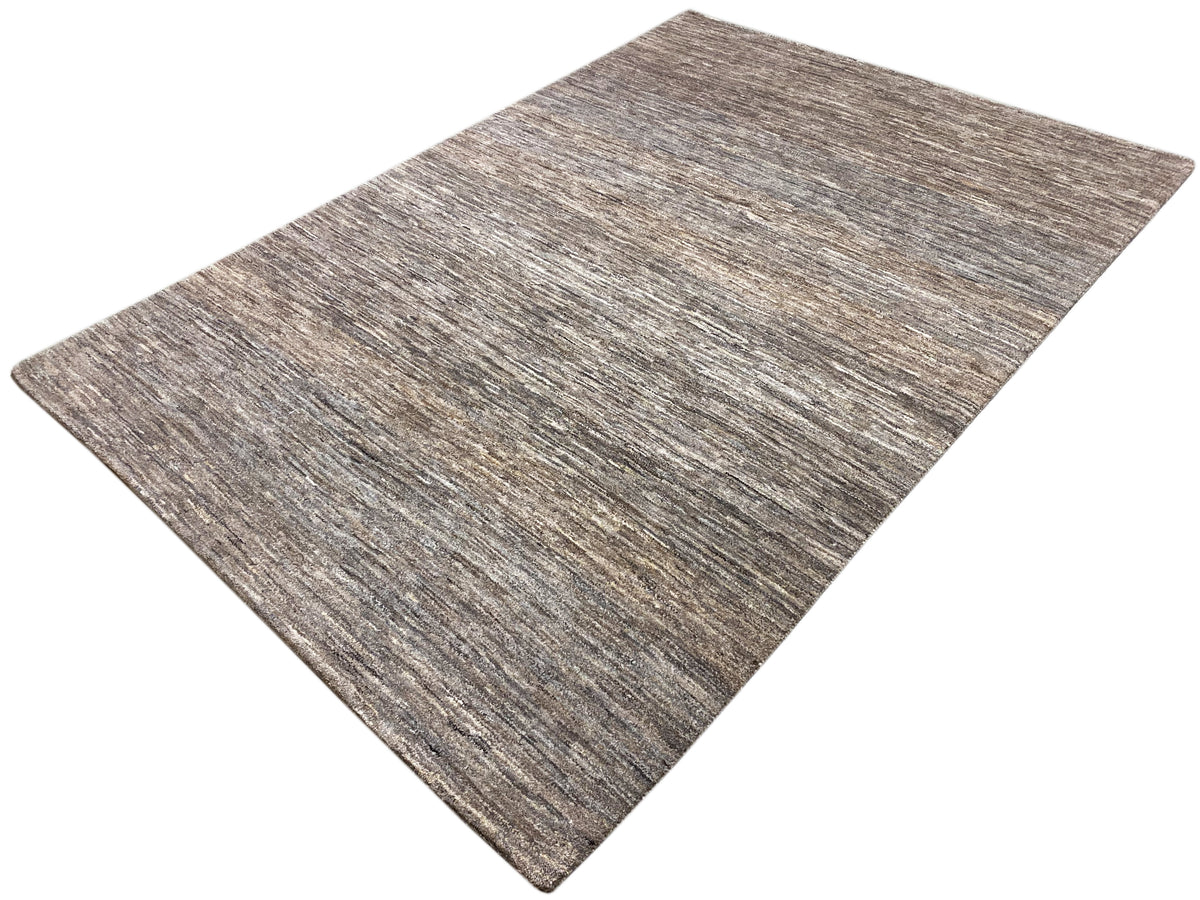 Teppich 243x168 mit meliertem Grau-Braun Muster und klar erkennbarer Webstruktur.