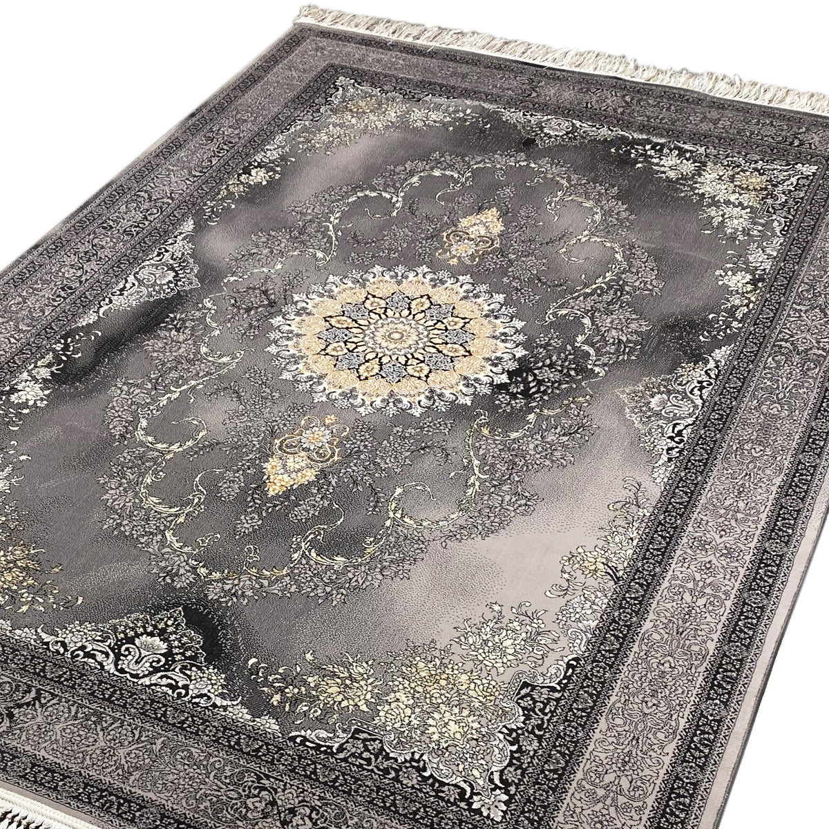 Kashan-Teppich ausgebreitet mit Medaillon, grauem Grund, goldenen Details und Ornamentbordüre