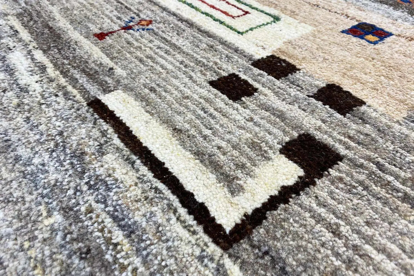 Gabbeh - (182x148cm) - German Carpet Shop