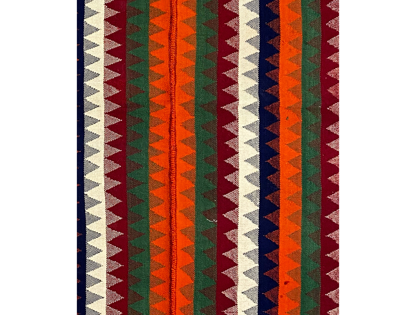 Esszimmer lebhafter Jajim Teppich bunt mit geometrischen Mustern