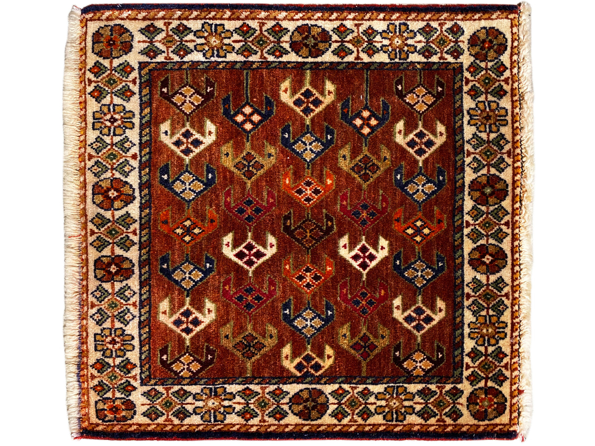 Poshti Teppich 60x55 cm quadratisch, geometrische Ornamente in Rotbraun, Blau, Creme