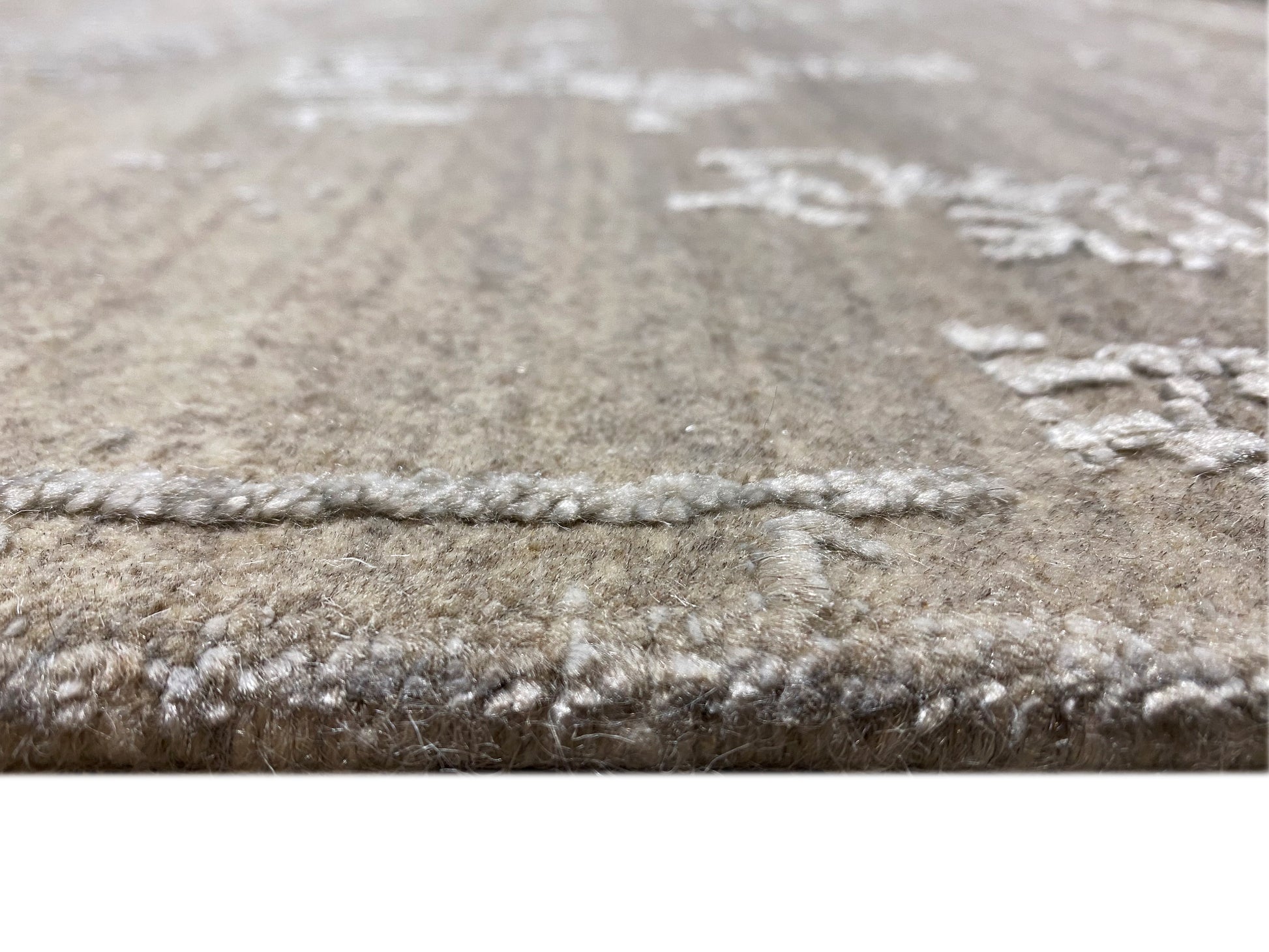 Designer Wohnteppich handgewebt für stilvolle Einrichtung