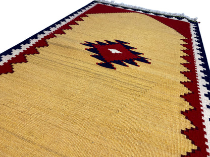 Qashqai Kelim Teppich handgewebt mit kontraststarker Bordüre